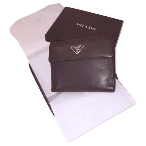 prada portefeuille|Prada.